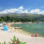 Arky Podstrana