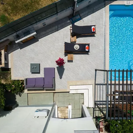 Arky Apartment *