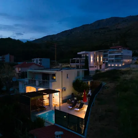 Arky Apartment *